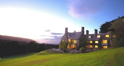 Bossington Hall