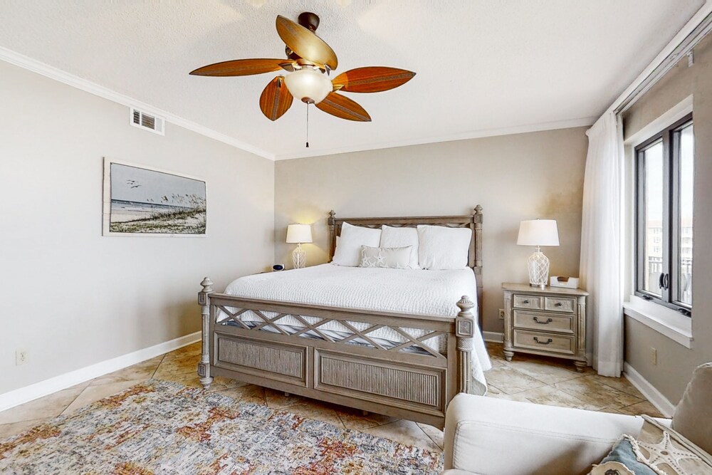 Bright & airy oceanfront condo with pool, huge balcony, washer/dryer & AC Nassau County Vrbo