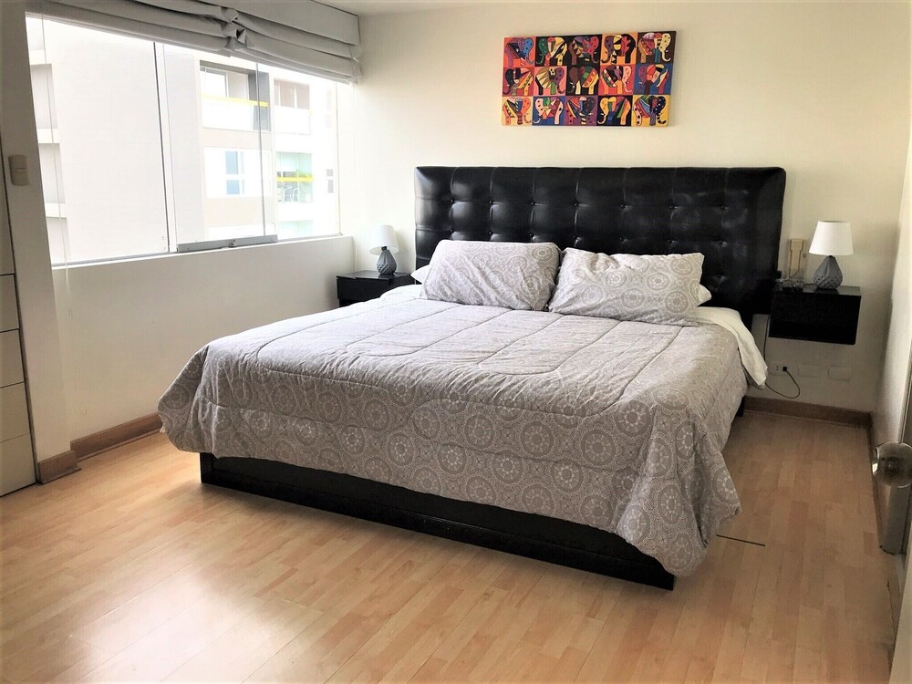 Bright Duplex with Balcony in Miraflores Lima Vrbo