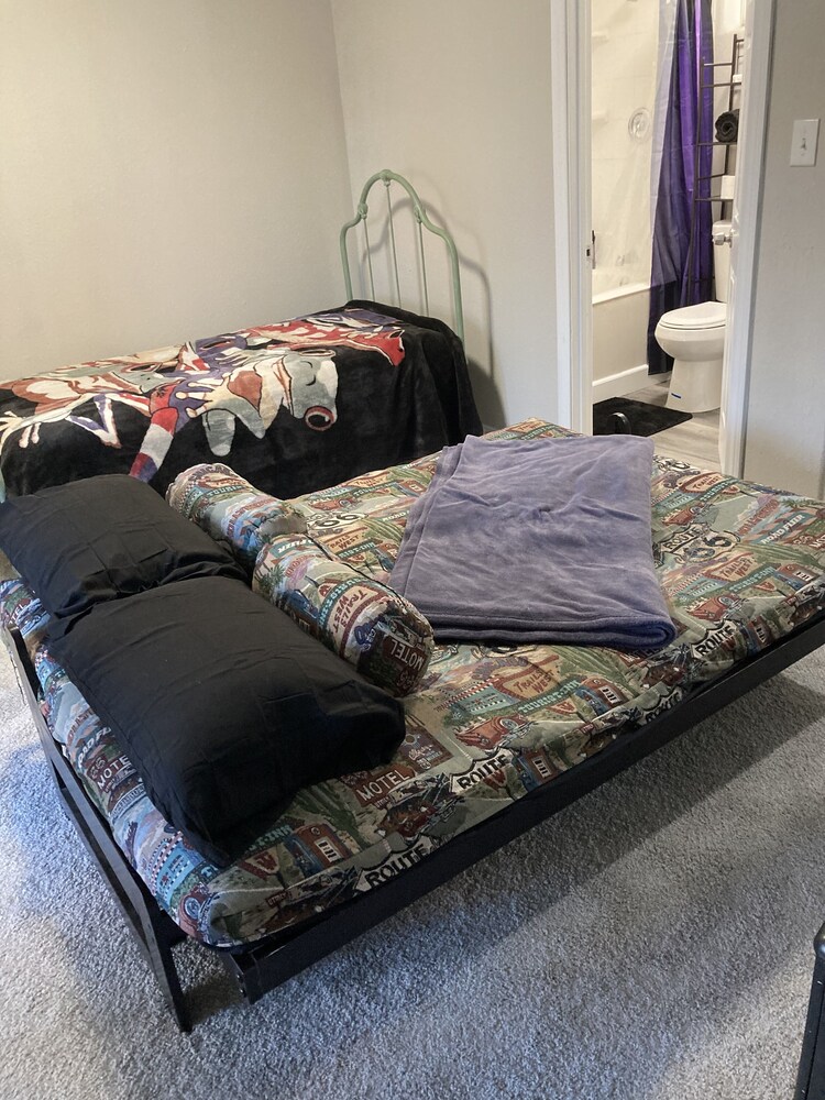 Jacuzzi Tub Studio? Welcome to Las Vegas!