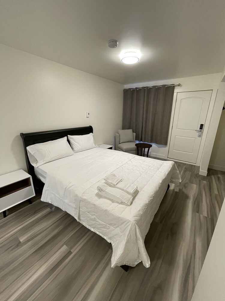 Beautiful One bedroom suite in Radium Hot Springs Radium Hot Springs