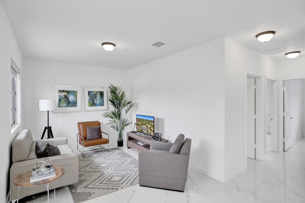 Rennzi Wynwood Apartments