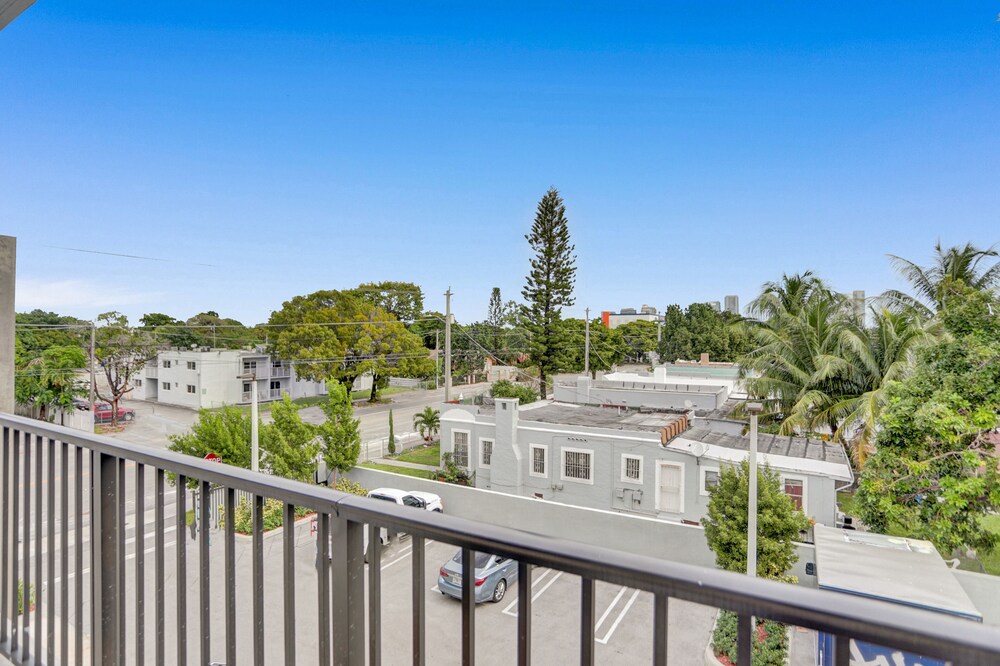 Rennzi Wynwood Apartments