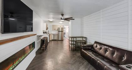 Beautiful Ski-in/ski-out Condo Located On The Eagle Point Resort! 1 Bedroom Condo by Redawning