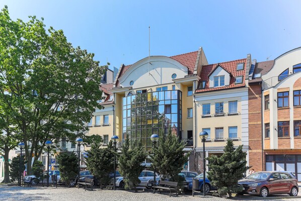 Primary image