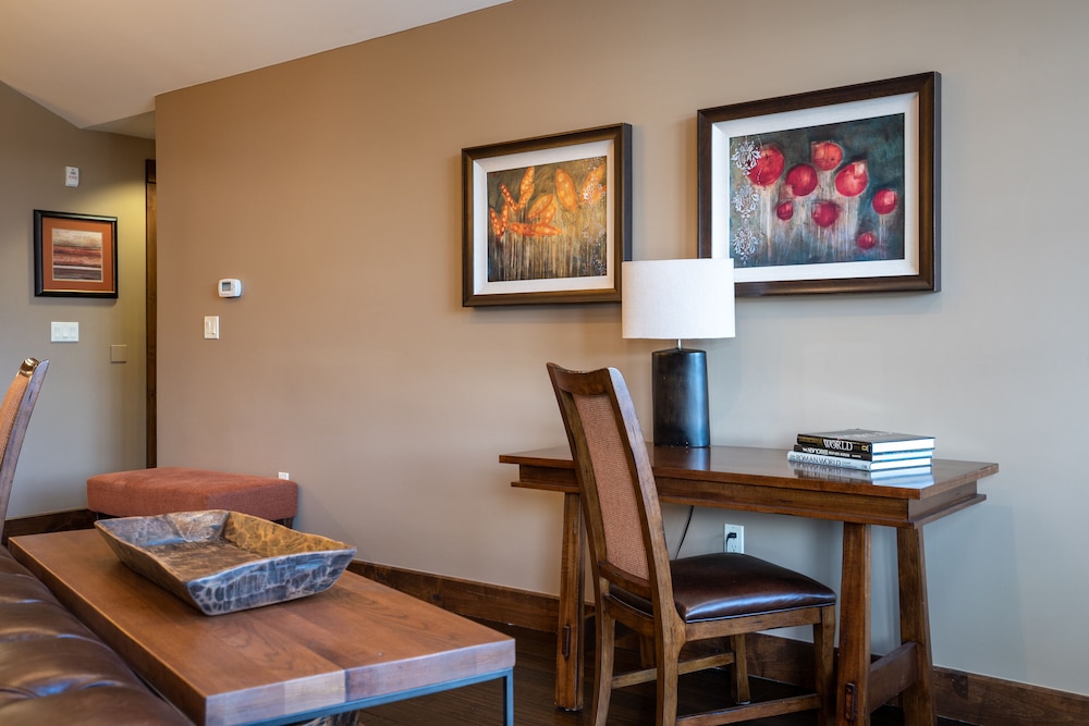 Luxury 3BD Village at Northstar Residence w/ Ski Valet Northstar