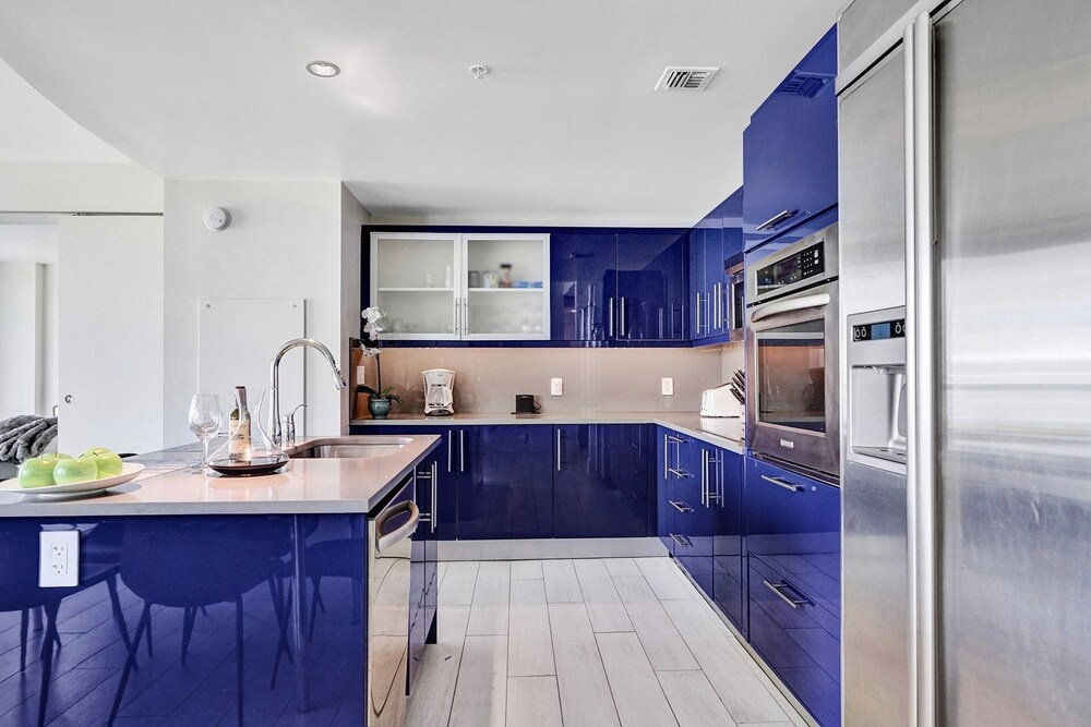 Private kitchen, Penthouse: 2 Bedroom, 2 Bath Luxury Suite at the W Hotel