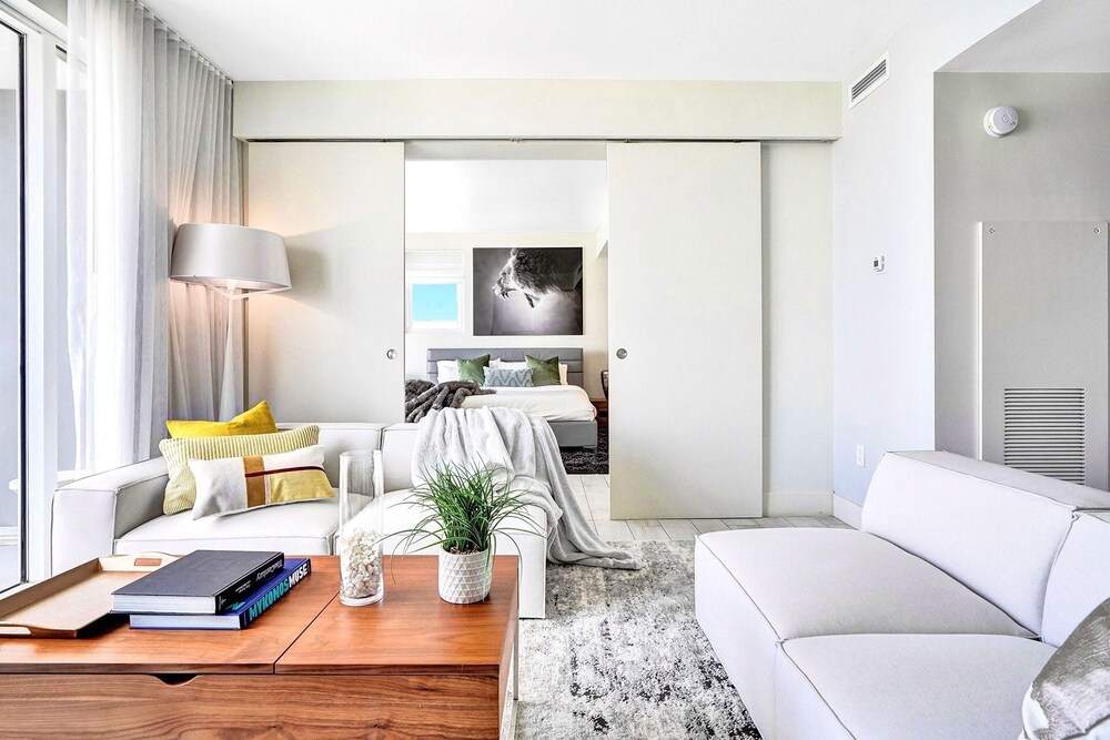 Penthouse: 2 Bedroom, 2 Bath Luxury Suite at the W Hotel