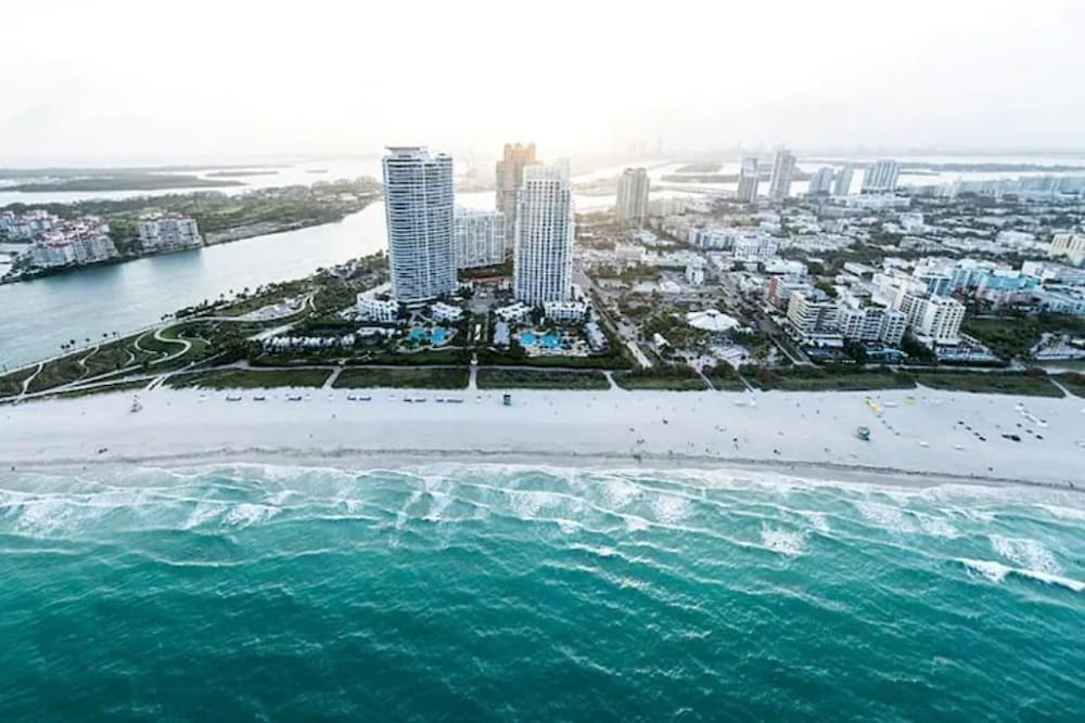 AAAmazing Bay Harbor Islands- Miami, Relax, Fun.
