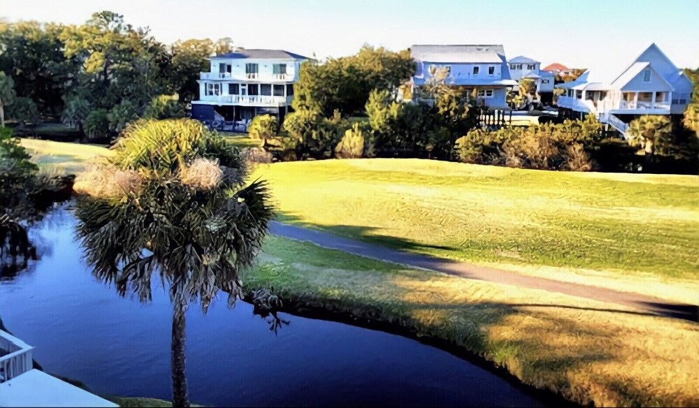 Exterior, Time Well Spent 1 Bedroom + Loft at Edisto Beach on Golf Course