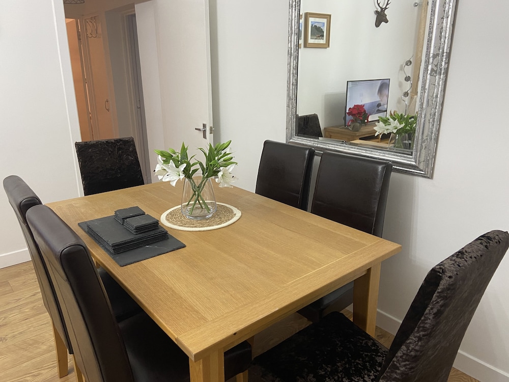 Historic Old Town 2 Bed Ground Floor Apartment