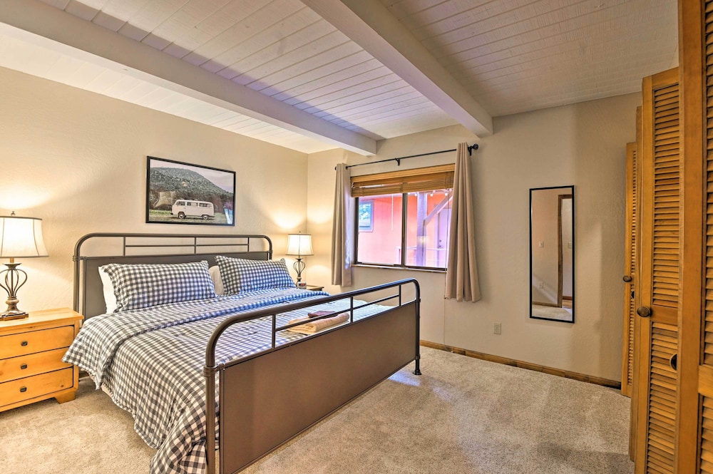 Secluded Munds Park Cabin w/ Deck & Lake Access Munds Park Vrbo