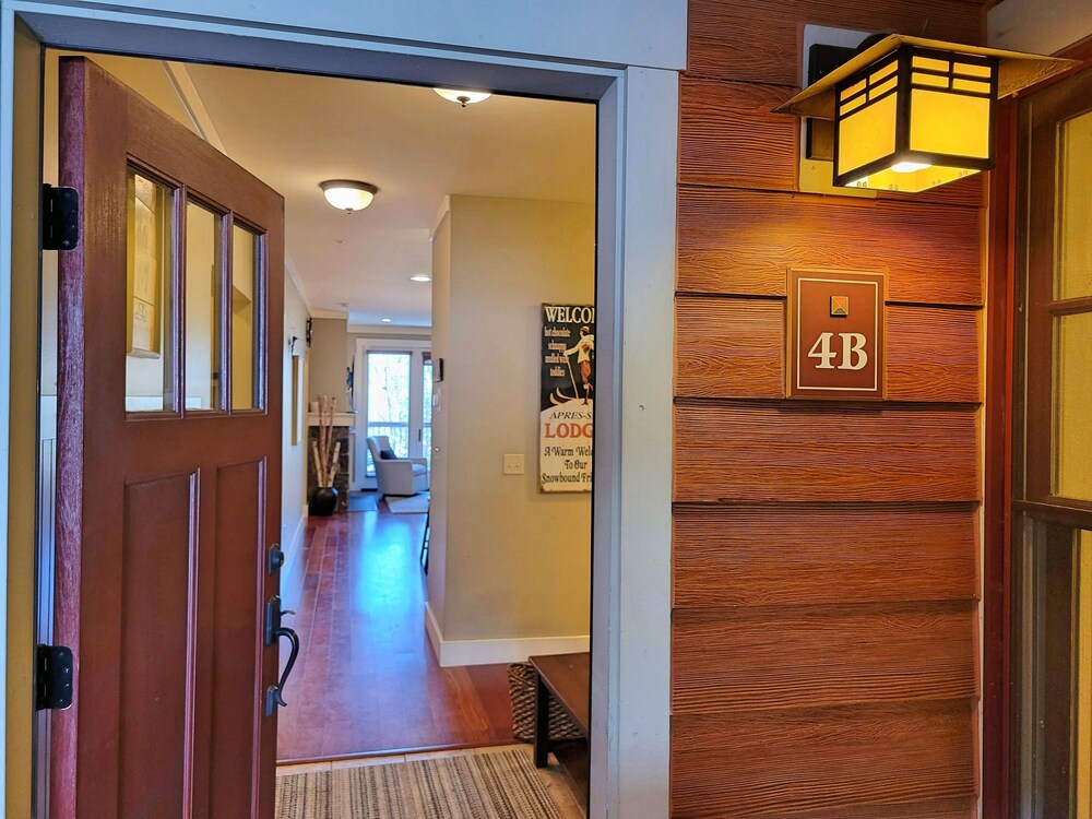 P004B Managed by Loon Reservation Service NH Meals & Rooms Lic 056365 Lincoln Vrbo