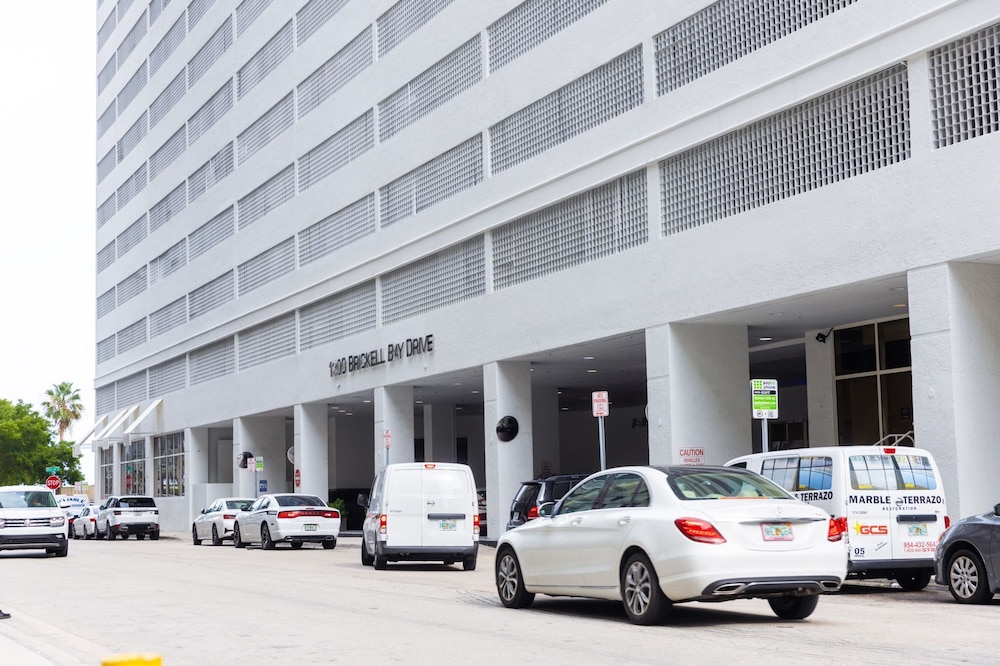 New Luxury 1Bedroom Apartment in Downtown Brickell