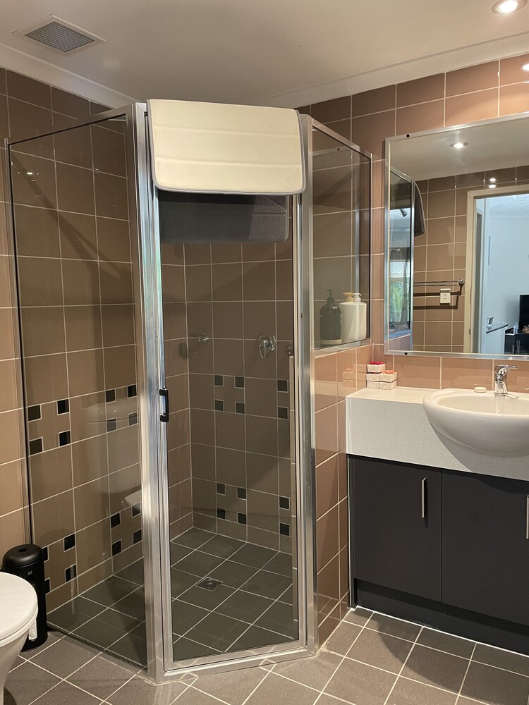 Perfect little home away from home in the tropics.