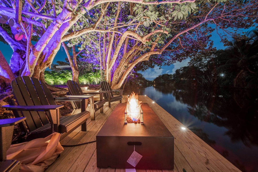 Luxury Magic⭐️ City Estates🌴 Near Beaches