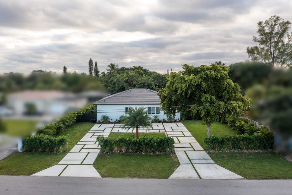 Luxury Magic⭐️ City Estates🌴 Near Beaches