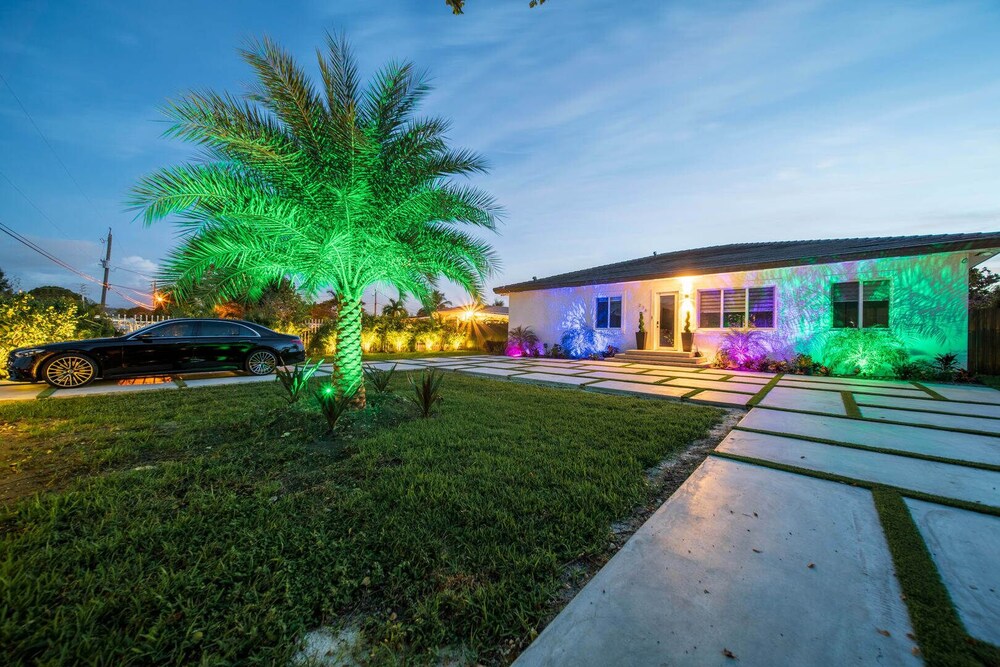 Luxury Magic⭐️ City Estates🌴 Near Beaches