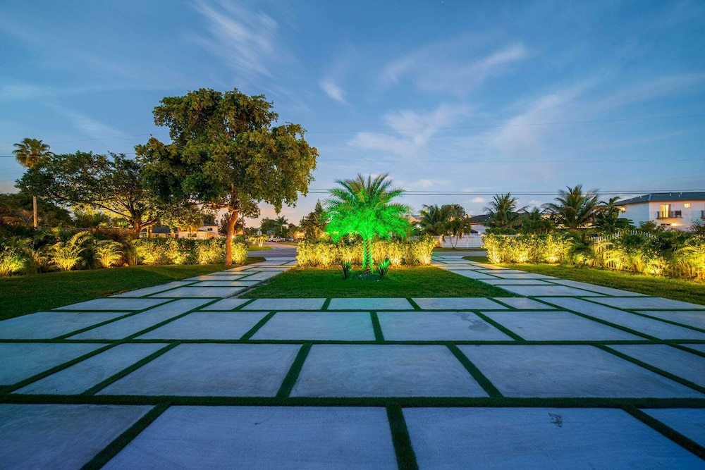 Luxury Magic⭐️ City Estates🌴 Near Beaches