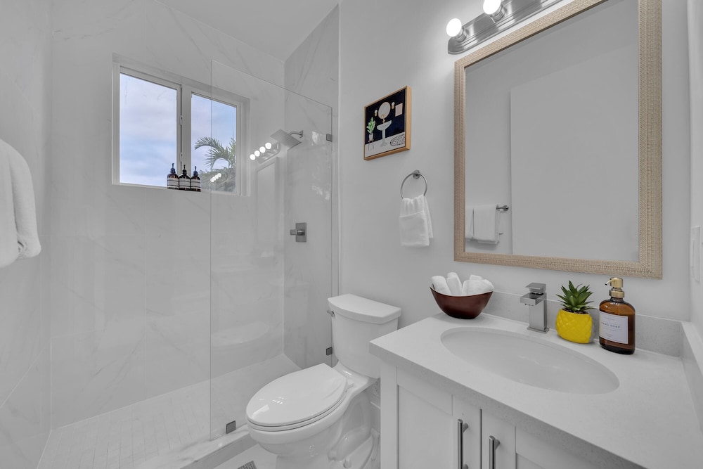 Luxury Magic⭐️ City Estates🌴 Near Beaches