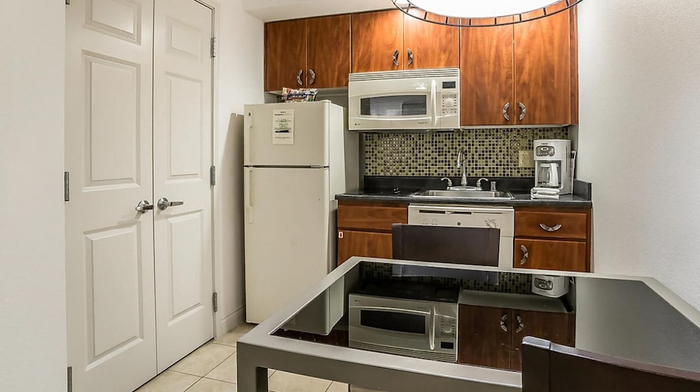 Party in Las Vegas with all your friends and family, enjoy the city, and scenery