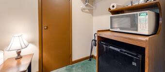 The Best Hotels Closest to Clark's Trading Post in Lincoln ...