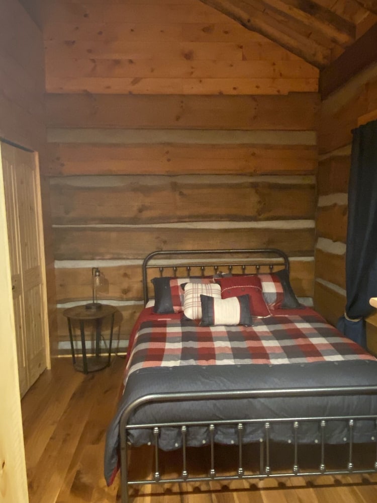 Stoney Creek Sit back and unwind in Madison Best Rates & Deals on