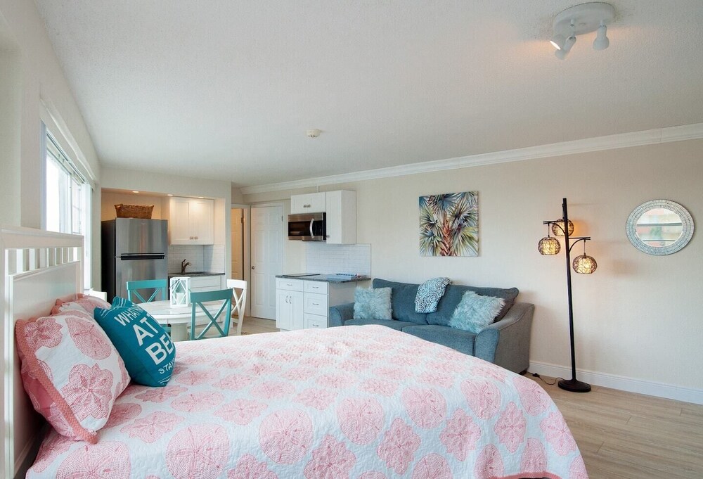 Ocean Views by Day, Star Gazing by Night #441