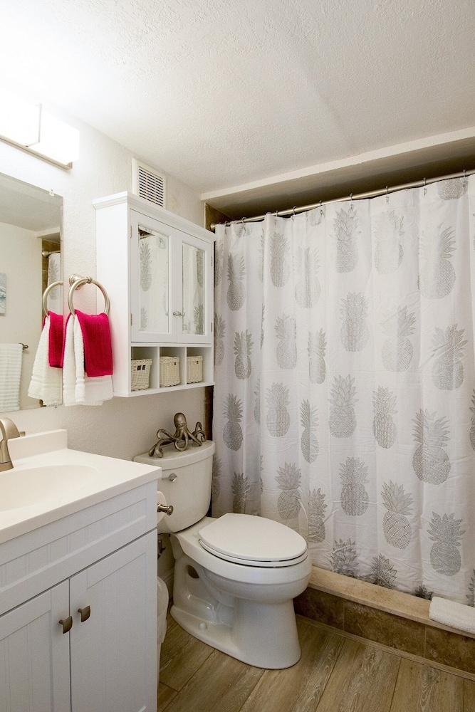 Ocean Views by Day, Star Gazing by Night #441