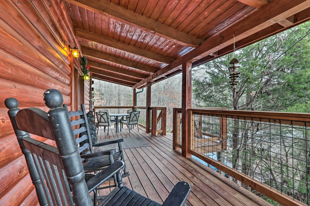 NEW! Smoky Mountains Cabin < 1 Mi to Douglas Lake