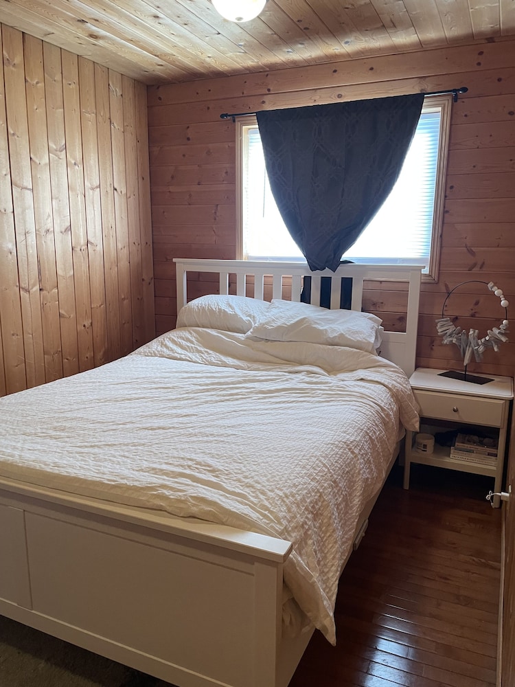 Enjoy all the SPRING/SUMMER activities!Garage available for Quads