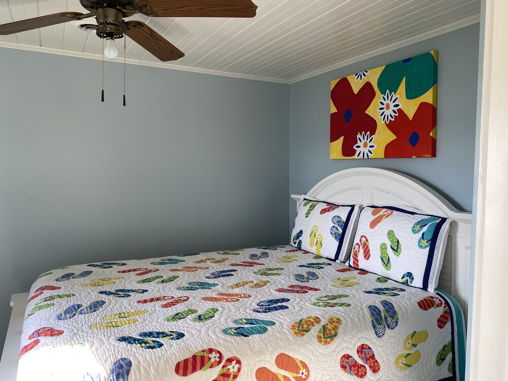 Peaceful Lakefront Cottage Lake Waccamaw Vrbo