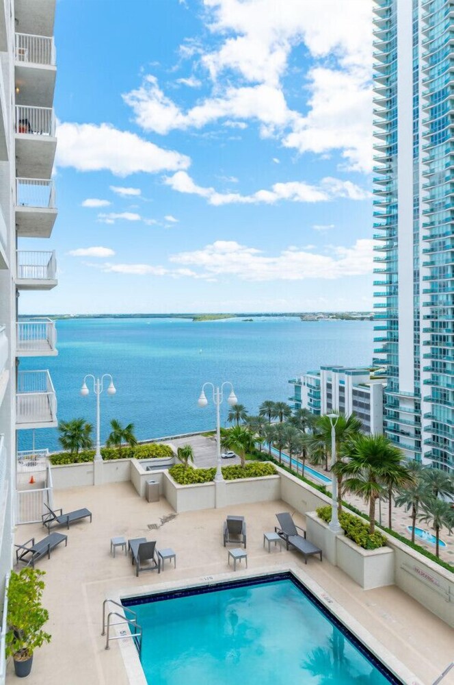 The Club 1605 · 2bedroom ocean views brickell freeparking