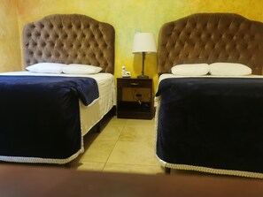 Standard Triple Room | Desk, free WiFi, bed sheets