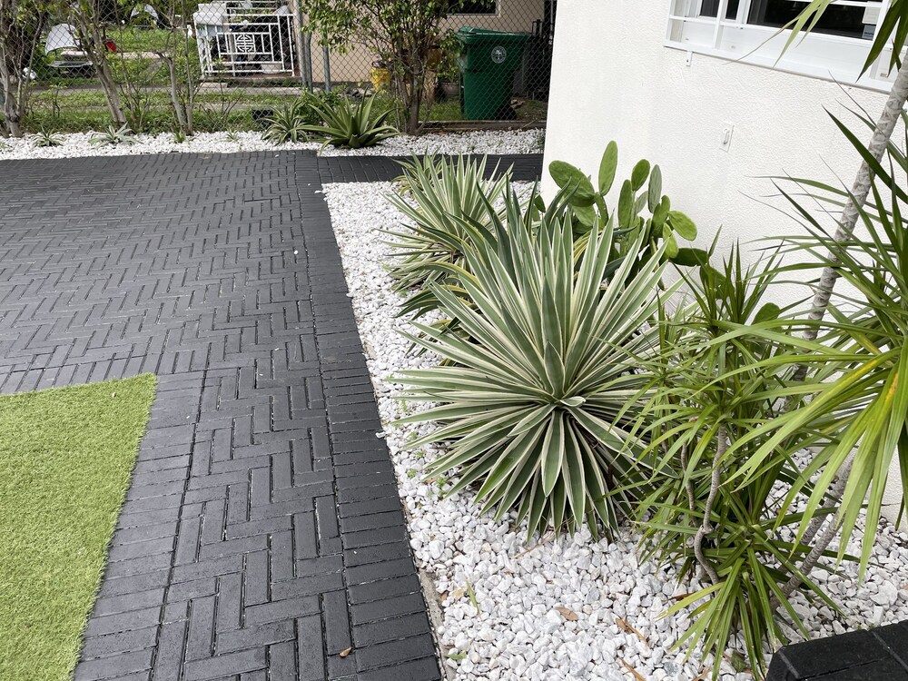 Beautiful illuminated LOFT in the heart of Miami’s Design District