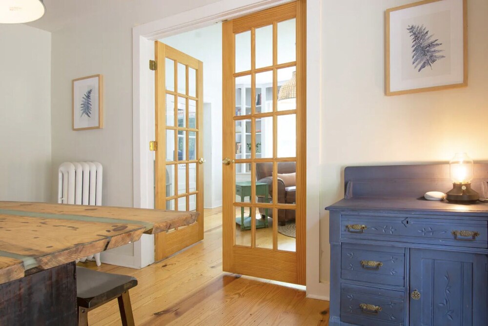 Modern Farmhouse retreat *Sams Point, Nature, firepit & outdoor Pizza