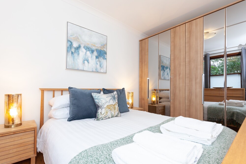 Vibrant & Bright City Centre Apartment! Oxford Vrbo