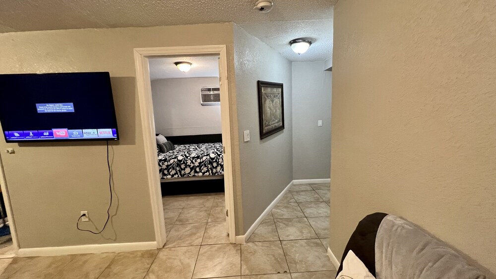 Cozy two bedroom unit in a Great Location!