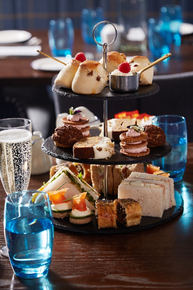 Riva Boutique Hotel & Restaurant