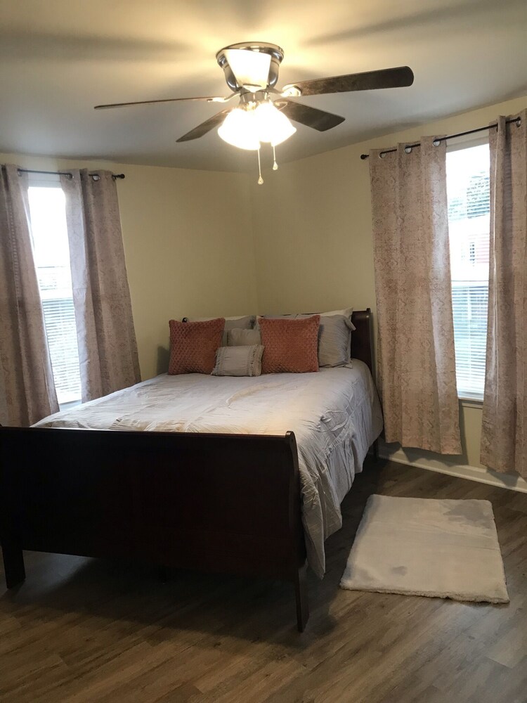 Newly remodeled spacious unit. Located in the heart of Danville