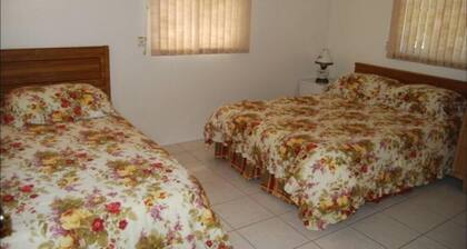 Bonita Shores Cottage - Weekly