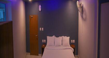 G Hotel