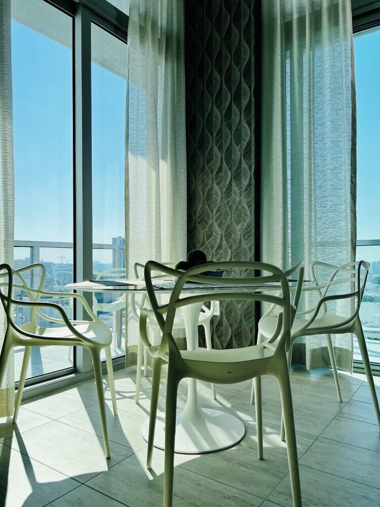 BRAND NEW TOP FLOOR IN THE HEART OF MIAMI / SUPER CLOSE TO BEST AREAS