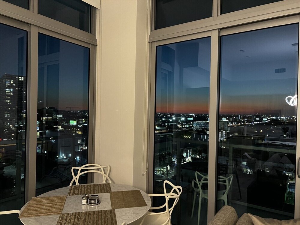 BRAND NEW TOP FLOOR IN THE HEART OF MIAMI / SUPER CLOSE TO BEST AREAS