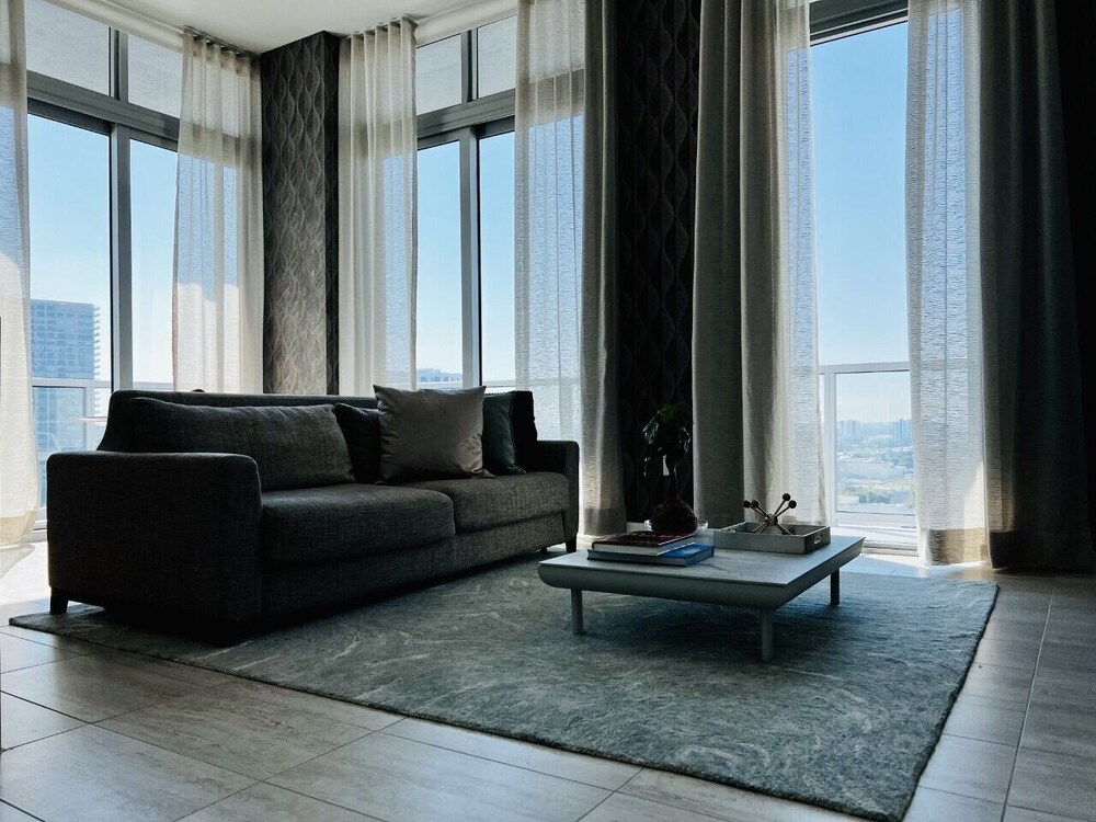 BRAND NEW TOP FLOOR IN THE HEART OF MIAMI / SUPER CLOSE TO BEST AREAS