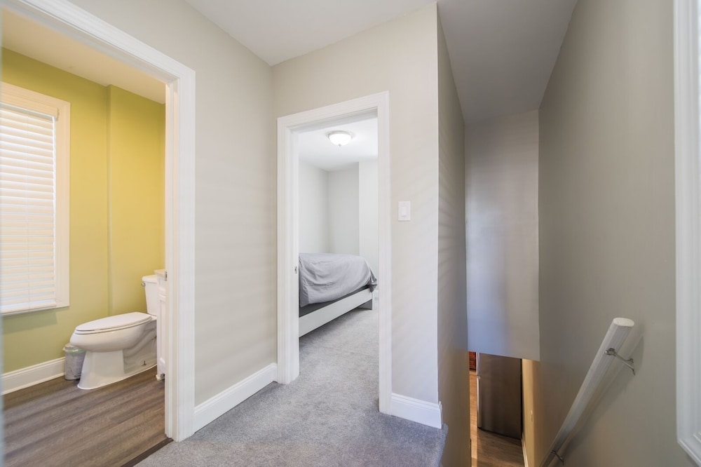 ★Luxury home★ Getaway near the Airport