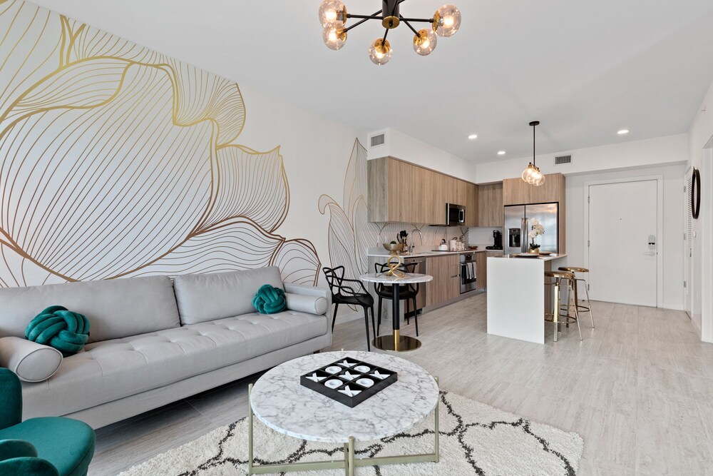 LUXURY 1BDRM/1B CONDO LOCATED IN WYNWOOD / DESIGN DISTRICT MIAMI