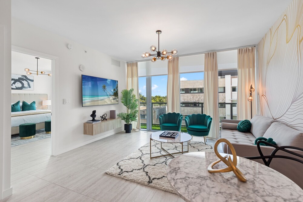 LUXURY 1BDRM/1B CONDO LOCATED IN WYNWOOD / DESIGN DISTRICT MIAMI