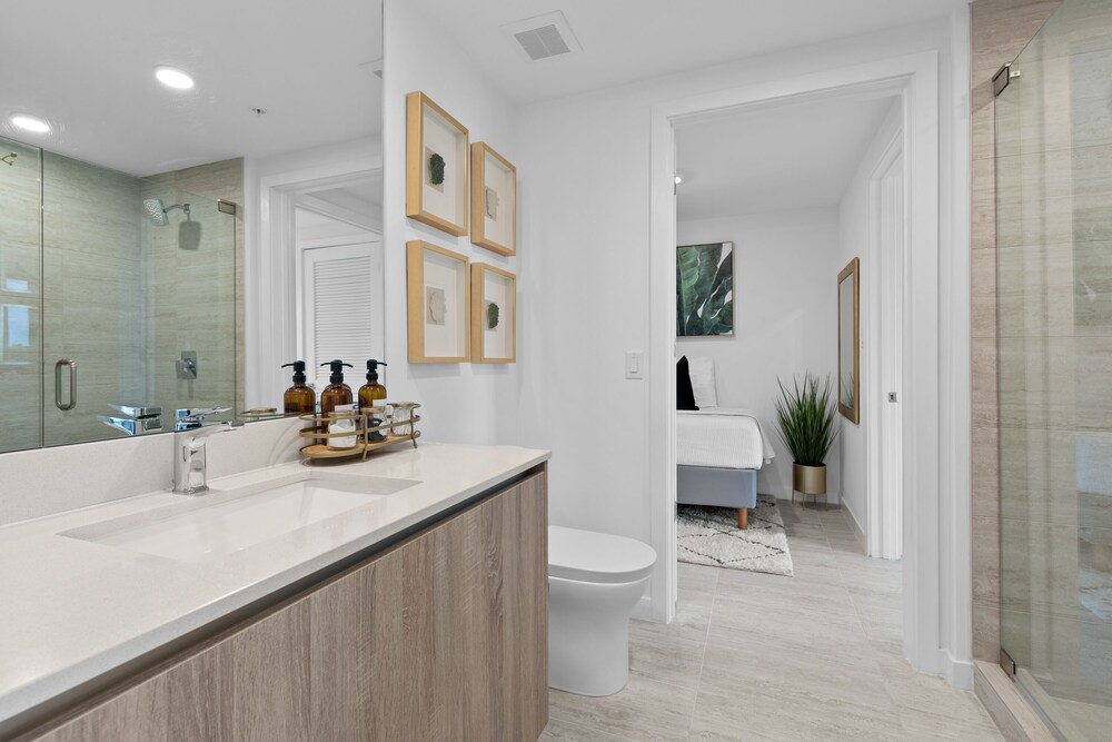 LUXURY 1BDRM/1B CONDO LOCATED IN WYNWOOD / DESIGN DISTRICT MIAMI