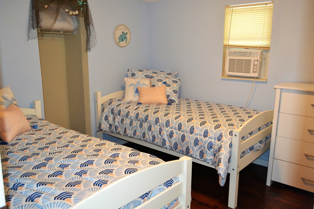 Beautiful 4 bedroom, 3 bath house on the main canal at Keaton Beach